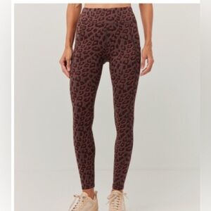 PACT Chocolate Leopard PureActive Pocket Legging S